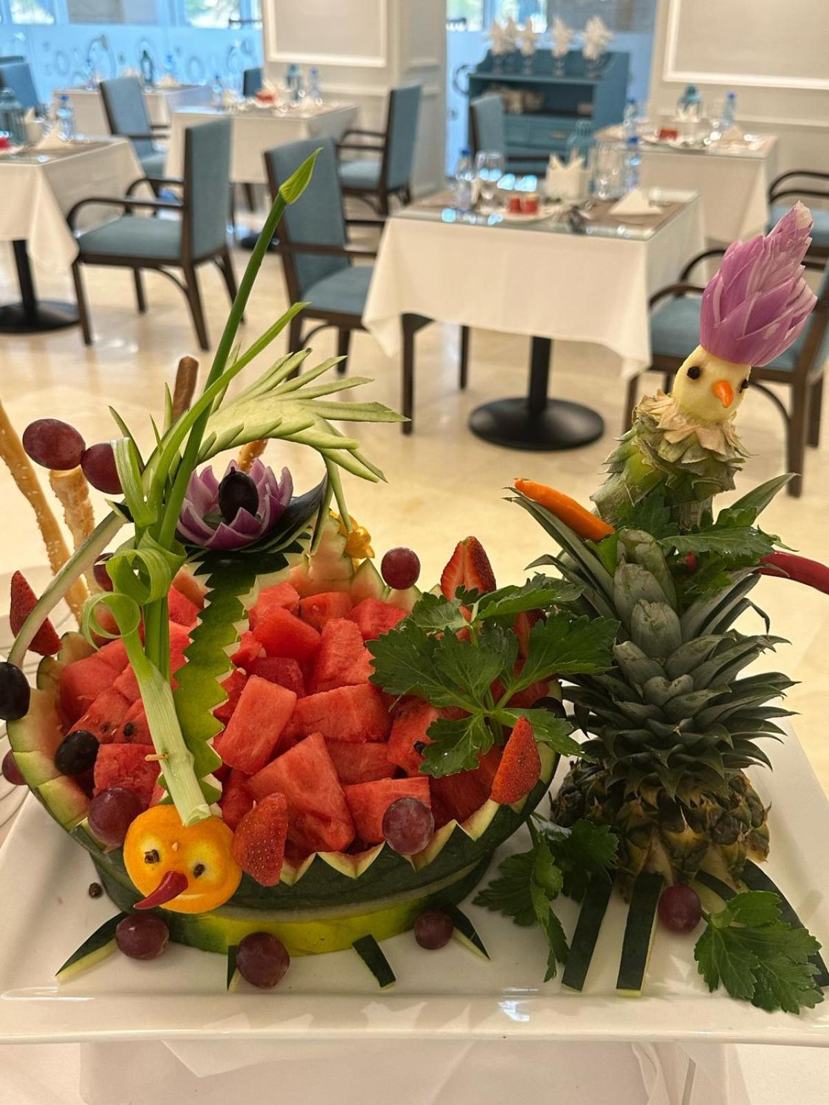 The Proud Hotel Khobar Bagian luar foto